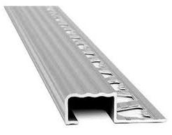 ATRIM - PROT. DE ESC. ALUM. GRADA ANOD.MAT 10.5X20MM (2.5)